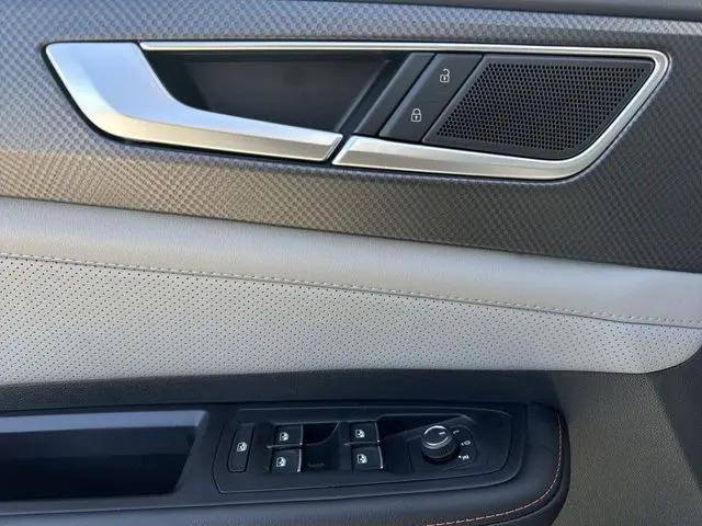 2026 Volkswagen Atlas Peak Edition