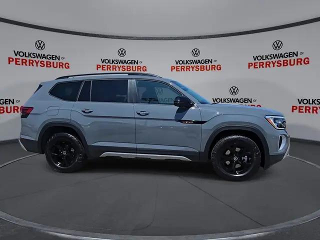2026 Volkswagen Atlas Peak Edition