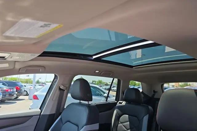 2026 Volkswagen Atlas Peak Edition