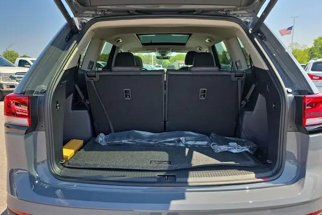 2026 Volkswagen Atlas Peak Edition