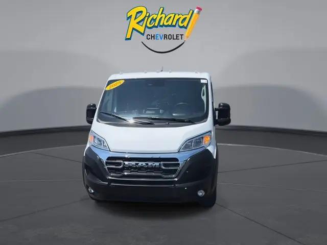 2025 Ram ProMaster 2500 Cargo Van Tradesman Low Roof 136" WB w/Pass Seat