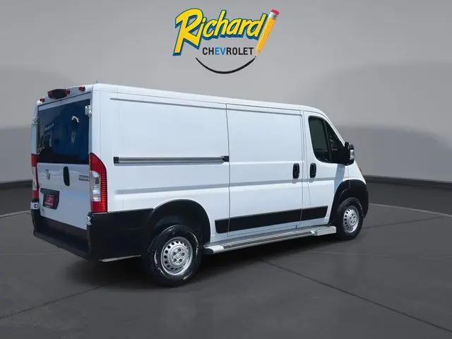 2025 Ram ProMaster 2500 Cargo Van Tradesman Low Roof 136" WB w/Pass Seat