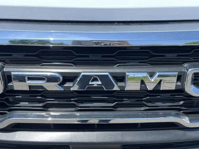 2025 Ram ProMaster 2500 Cargo Van Tradesman Low Roof 136" WB w/Pass Seat