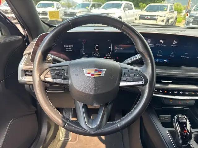 2025 Cadillac XT4 AWD Premium Luxury