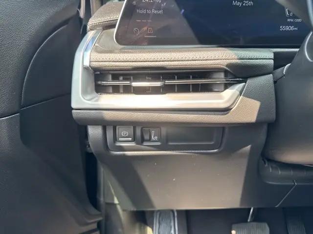 2025 Cadillac XT4 AWD Premium Luxury