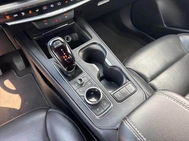 2025 Cadillac XT4 AWD Premium Luxury
