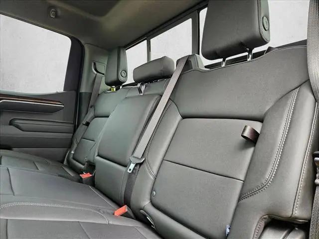 2026 Chevrolet Silverado 1500 4WD Crew Cab Short Bed RST