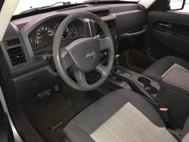 2010 Jeep Liberty Sport