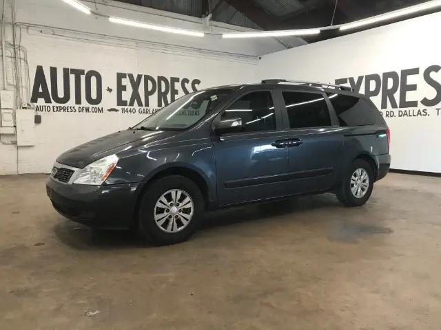 2012 Kia Sedona LX