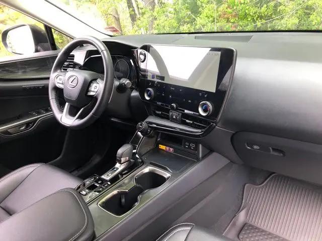 2025 Lexus NX 350 Premium
