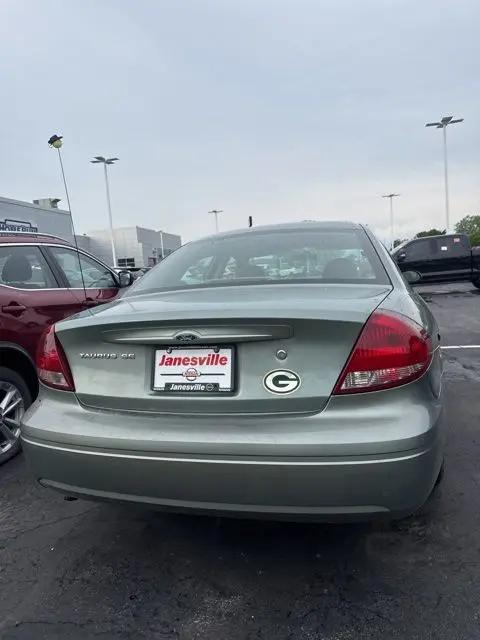 2007 Ford Taurus SE