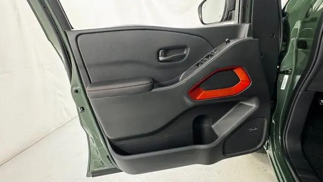 2026 Nissan Frontier Crew Cab PRO-4X 4x4