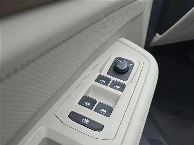 2026 Volkswagen Atlas SE