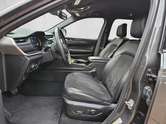 2022 Jeep Grand Cherokee L Altitude 4x4
