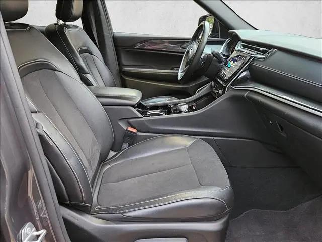 2022 Jeep Grand Cherokee L Altitude 4x4