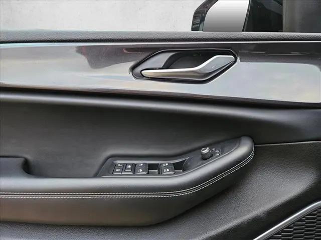 2022 Jeep Grand Cherokee L Altitude 4x4