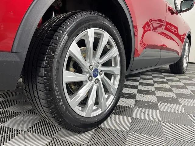 2021 Ford Escape Titanium Hybrid