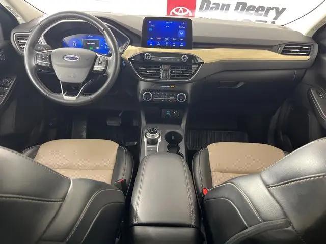 2021 Ford Escape Titanium Hybrid