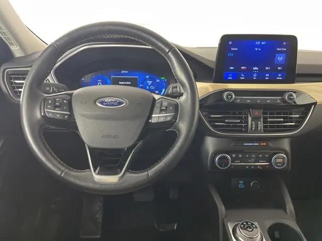 2021 Ford Escape Titanium Hybrid