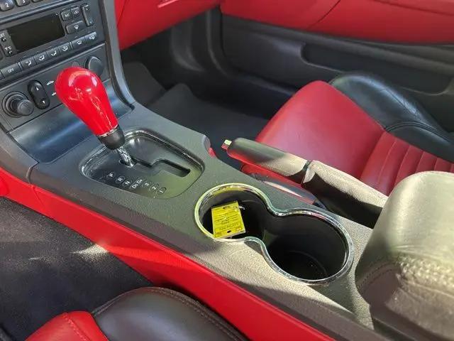2002 Ford Thunderbird Deluxe