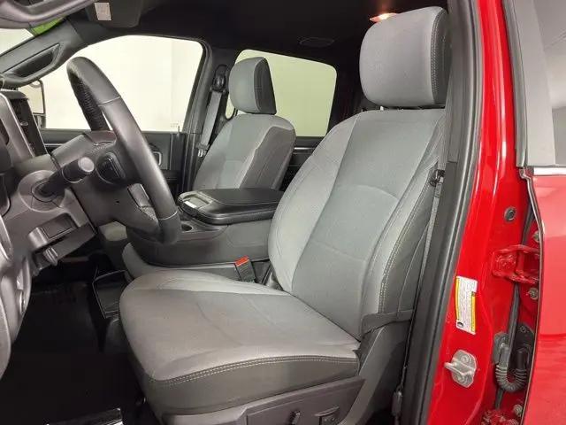 2024 Ram 2500 Big Horn Crew Cab 4x4 6'4" Box