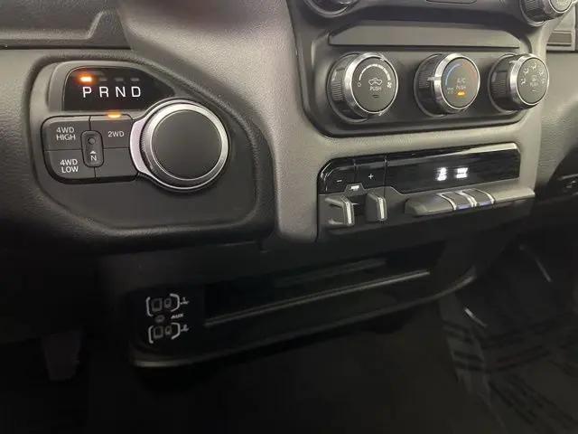 2024 Ram 2500 Big Horn Crew Cab 4x4 6'4" Box