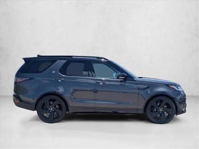 2024 Land Rover Discovery P360 Metropolitan Edition