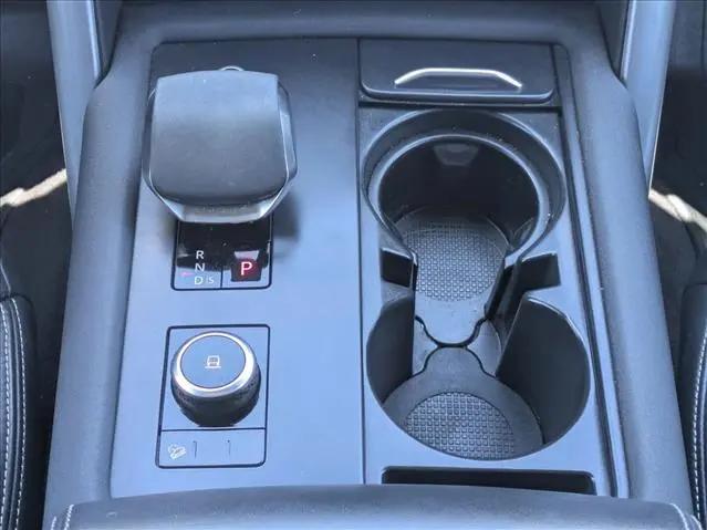 2024 Land Rover Discovery P360 Metropolitan Edition