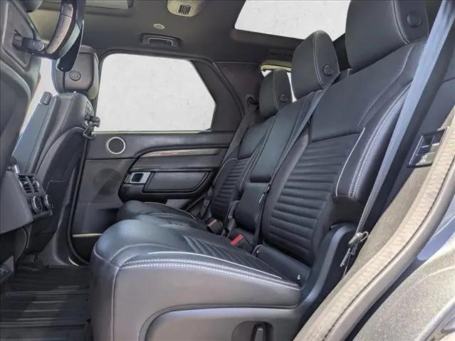 2024 Land Rover Discovery P360 Metropolitan Edition