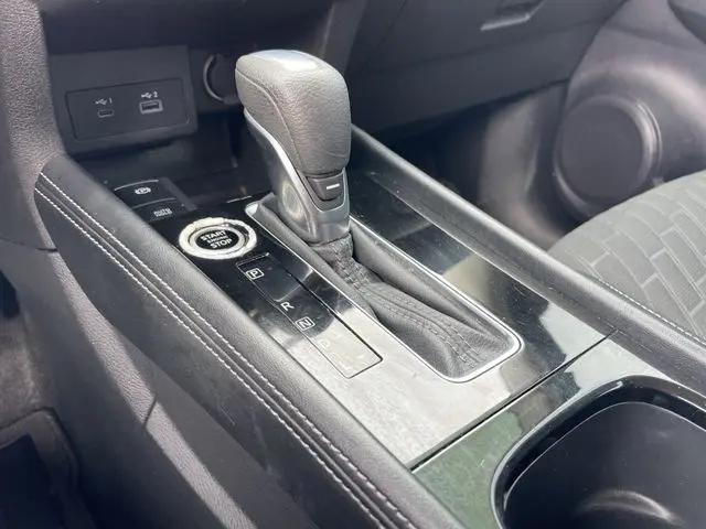 2023 Nissan Kicks SV Xtronic CVT