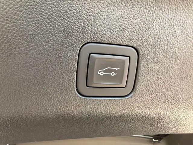 2025 Chevrolet Tahoe 4WD LT