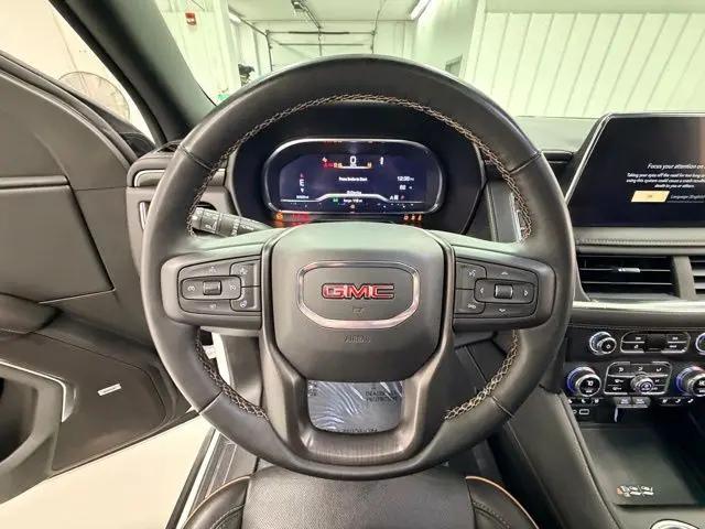 2024 GMC Yukon 4WD AT4