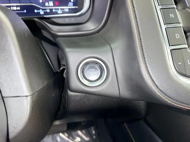 2024 GMC Yukon 4WD AT4