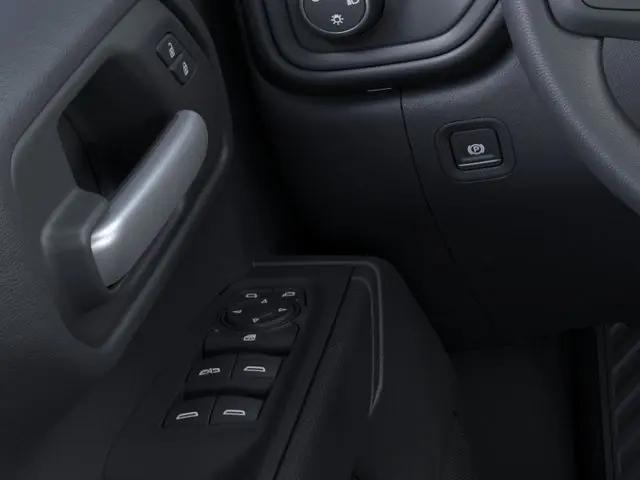 2026 Chevrolet Silverado 1500 4WD Crew Cab Short Bed Custom Trail Boss
