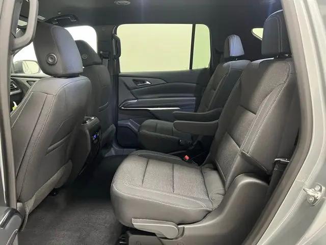 2026 Chevrolet Traverse AWD LT