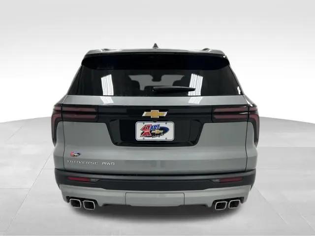 2026 Chevrolet Traverse AWD LT