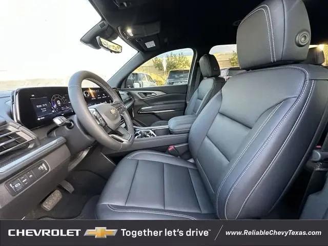 2026 Chevrolet Traverse FWD LT