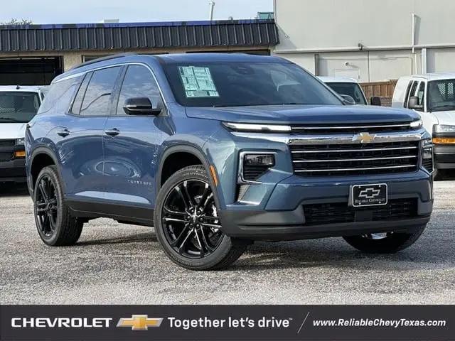 2026 Chevrolet Traverse FWD LT