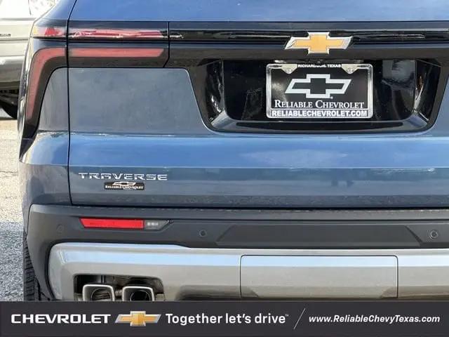 2026 Chevrolet Traverse FWD LT