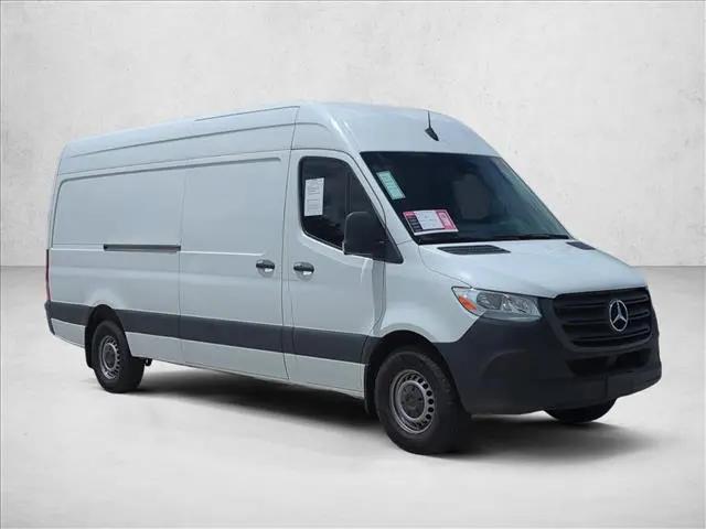2023 Mercedes-Benz Sprinter 2500 High Roof 4-Cyl Gas