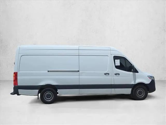 2023 Mercedes-Benz Sprinter 2500 High Roof 4-Cyl Gas