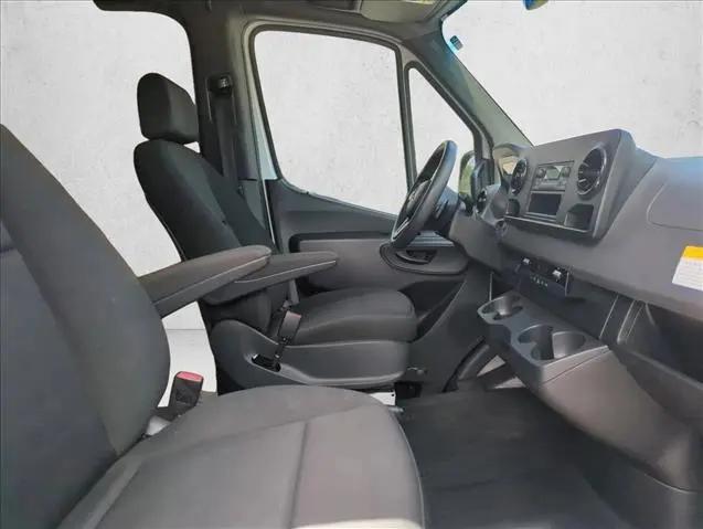 2023 Mercedes-Benz Sprinter 2500 High Roof 4-Cyl Gas