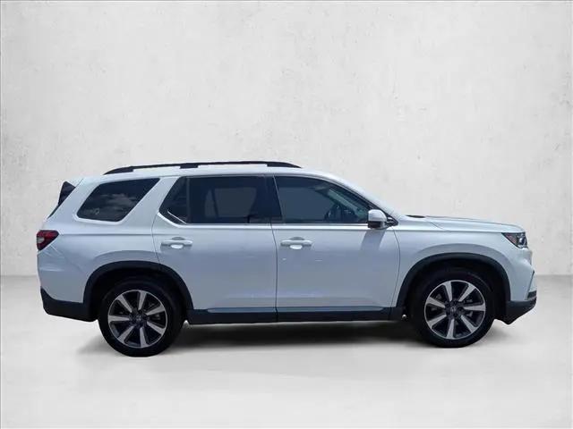 2023 Honda Pilot AWD Elite