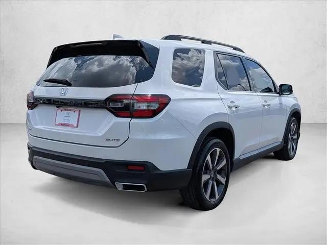 2023 Honda Pilot AWD Elite