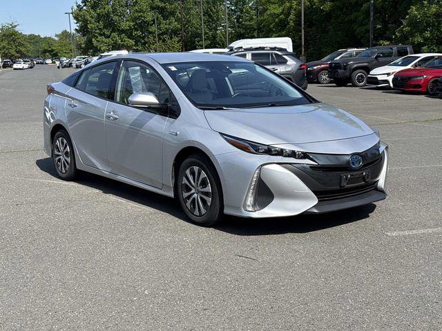 2020 Toyota Prius Prime XLE's photo