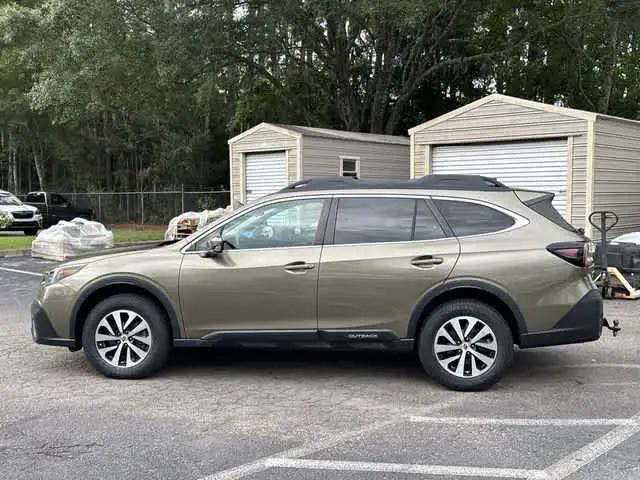 2022 Subaru Outback Premium