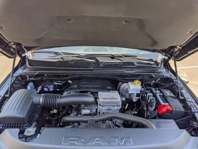 2023 Ram 1500 Big Horn Crew Cab 4x4 5'7" Box