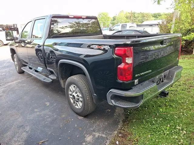 2025 Chevrolet Silverado 2500HD 4WD Crew Cab Standard Bed LT