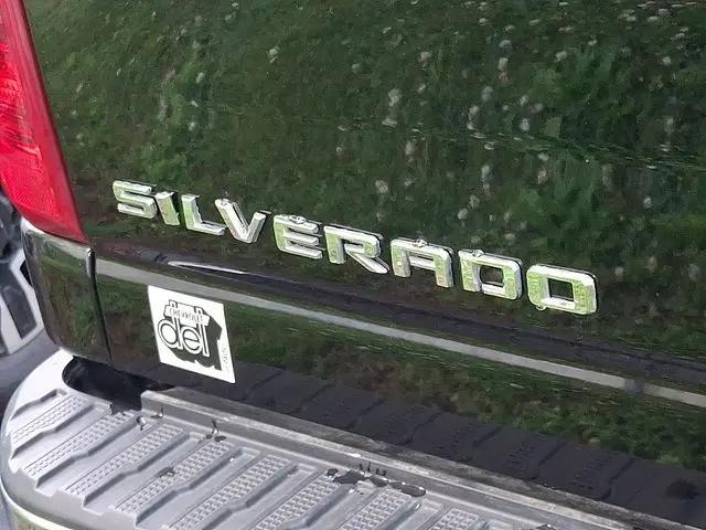 2025 Chevrolet Silverado 2500HD 4WD Crew Cab Standard Bed LT