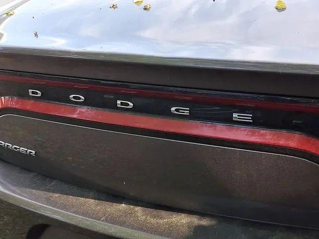 2017 Dodge Charger SXT RWD